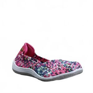 NEW CC RESORTS women's sugar slip on shoes in fuschia multi